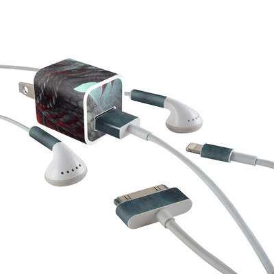 Apple iPhone Charge Kit Skin - Black Dragon