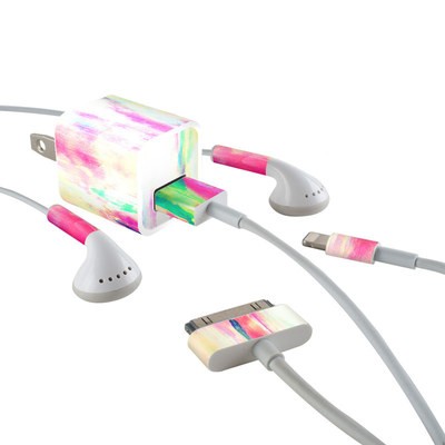 Apple iPhone Charge Kit Skin - Electric Haze