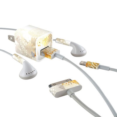 Apple iPhone Charge Kit Skin - White Velvet