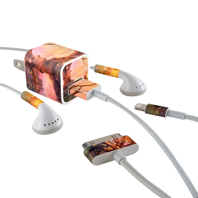 Apple iPhone Charge Kit Skin - Fox Sunset (Image 1)