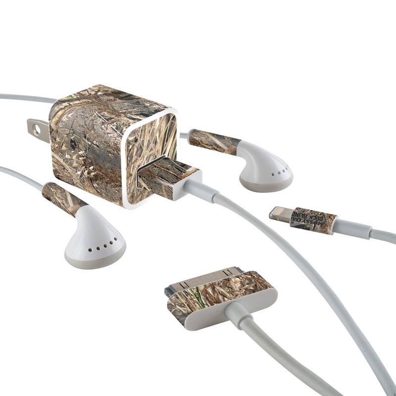 Apple iPhone Charge Kit Skin - Duck Blind (Image 1)
