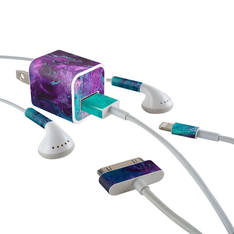 Apple iPhone Charge Kit Skin - Nebulosity (Image 1)