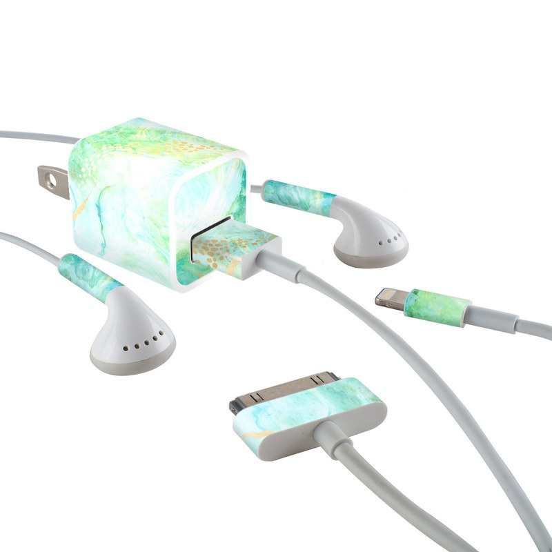 Apple iPhone Charge Kit Skin - Winter Marble (Image 1)