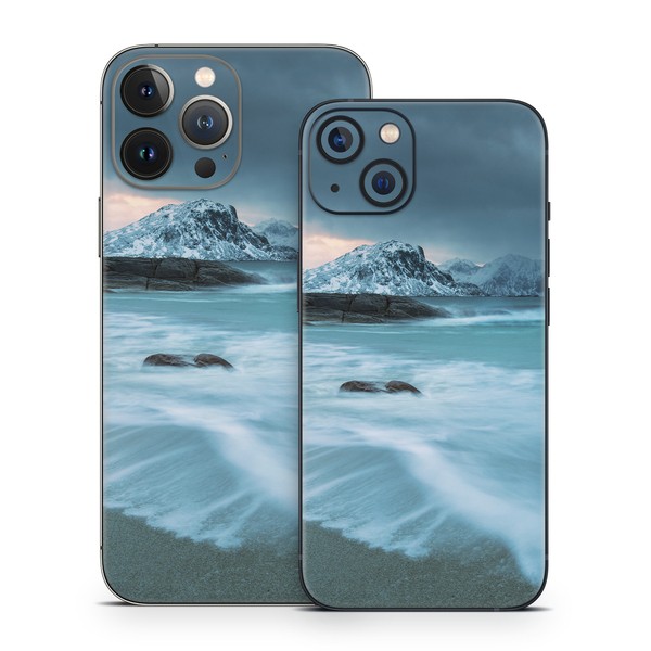 Apple iPhone 13 Skin - Arctic Ocean
