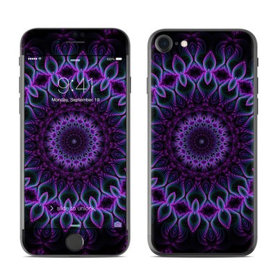 Apple iPhone 7 Skin - Silence In An Infinite Moment