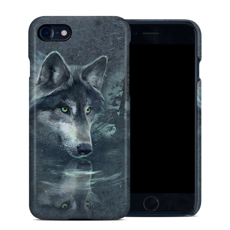 Apple iPhone 7 Clip Case - Wolf Reflection (Image 1)