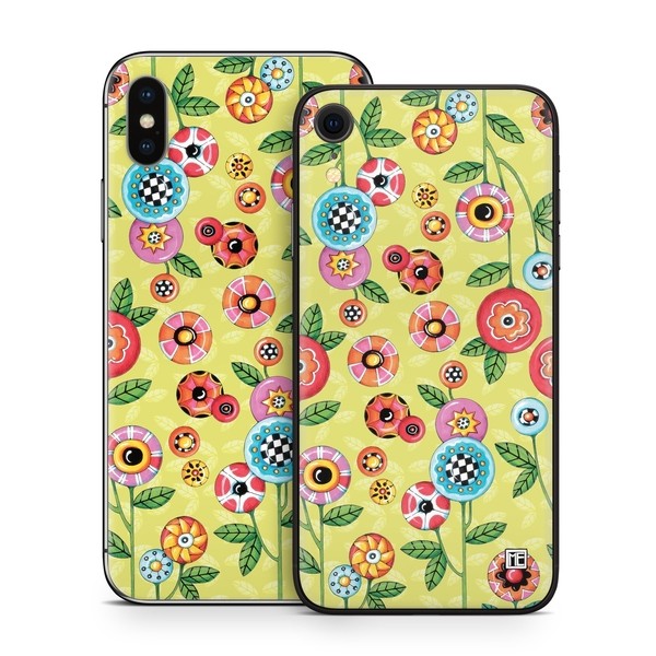 Apple iPhone X Skin - Button Flowers