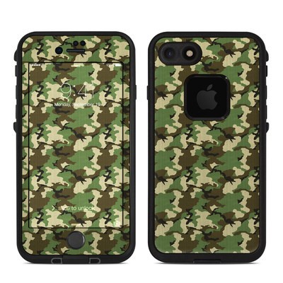 Lifeproof iPhone 7-8 Fre Case Skin - Woodland Camo