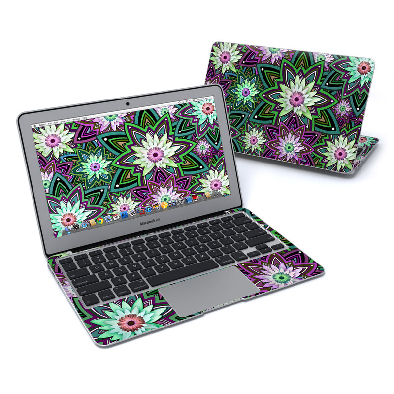 MacBook Air 11in Skin - Daisy Trippin (Image 1)