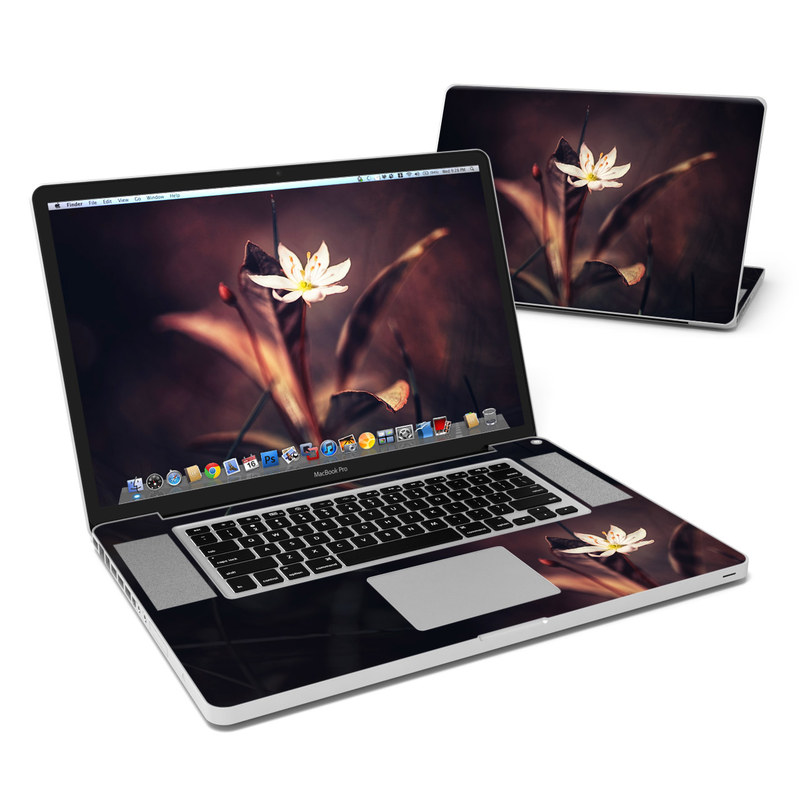 MacBook Pro 17in Skin - Delicate Bloom (Image 1)