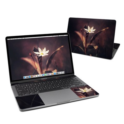 MacBook Pro 13 (2020) Skin - Delicate Bloom