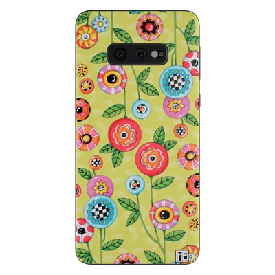 Samsung Galaxy S10e Skin - Button Flowers